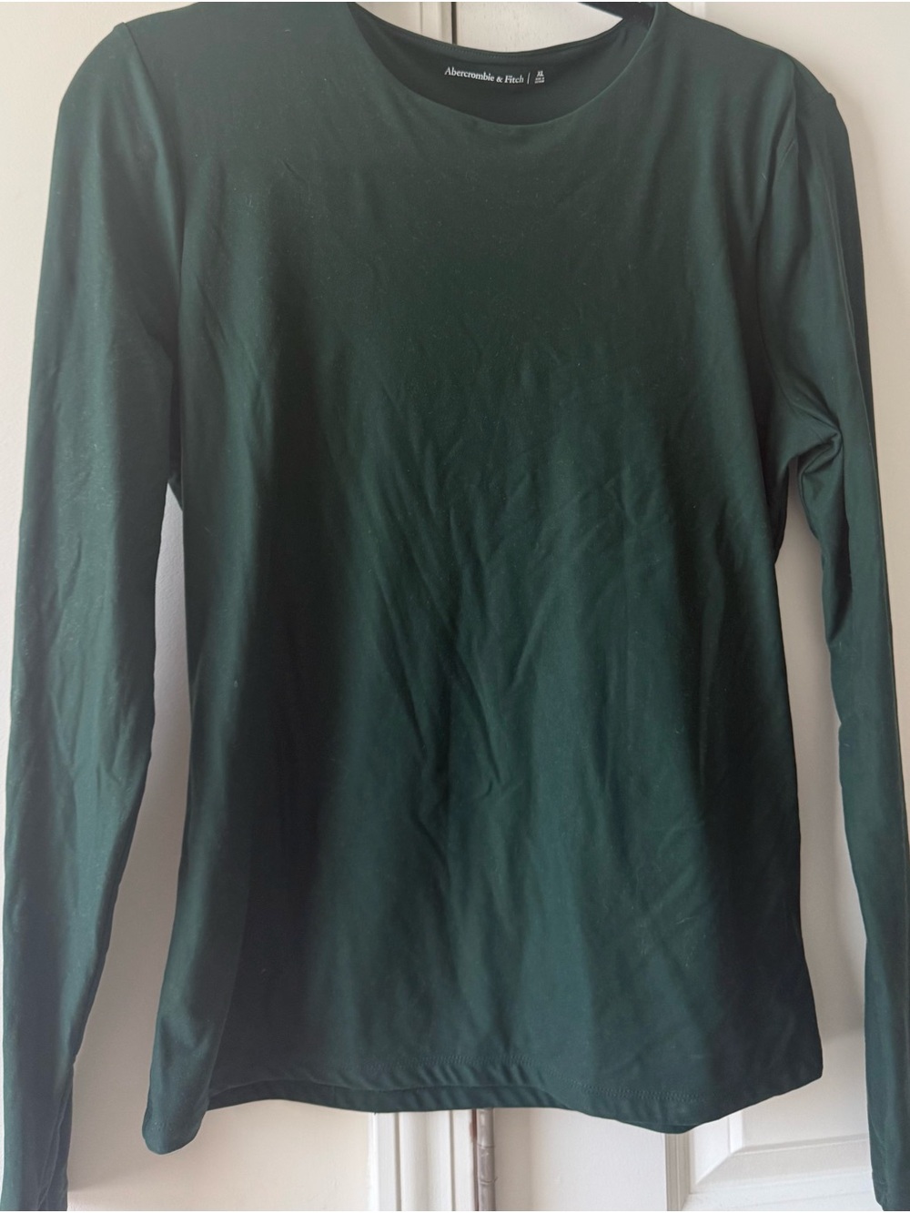 Abercrombie & Fitch Long-Sleeve Crewneck Tee in Forest Green